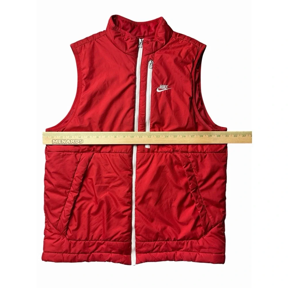 Nike Sportswear Therma-Fit Legacy Vest Size Medium Men's Red (P1)